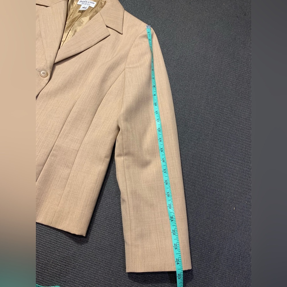 Pendleton 100% Virgin Wool 2 Button Tan Jacket Si… - image 4